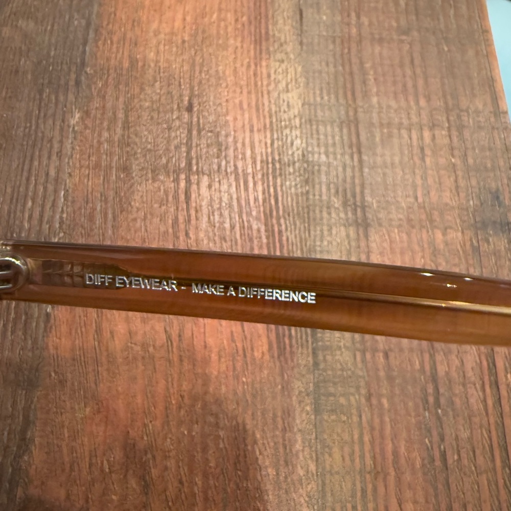 Diff Eyewear Brown Sunglasses (Tortoise?) - image 5